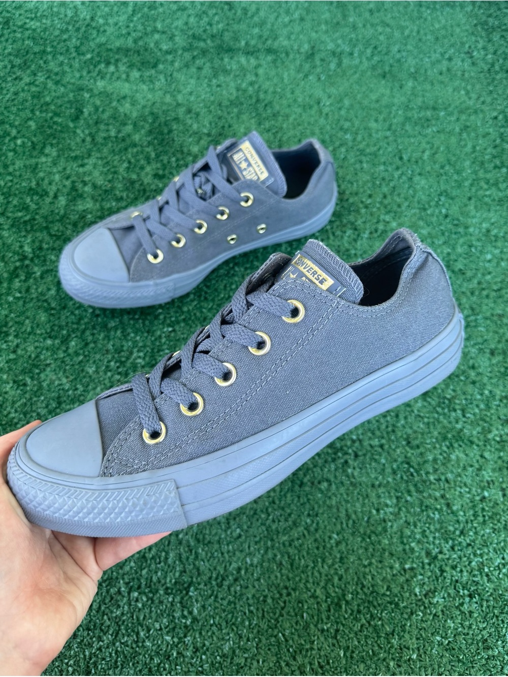 Converse Chuck Taylor All Star Ox Monochrome Gray Sneakers Women’s 6